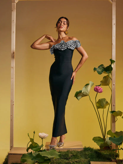 Arnau One Shoulder Flower Bandage Maxi Dress